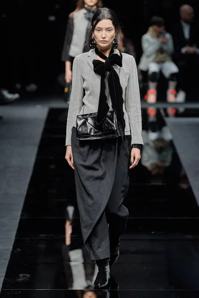 Look 34